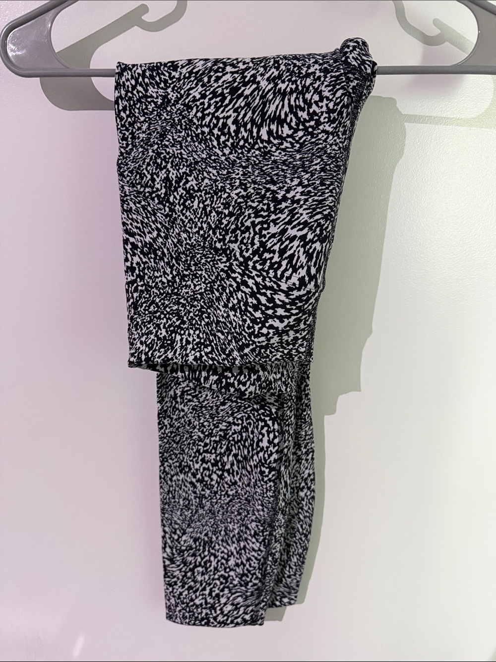 lululemon athletica Black & White Abstract Speckle Leggings